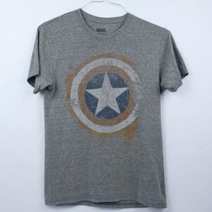 Captain America Marvel Graphic T-Shirt Distressed Retro Streetwear Size Small
